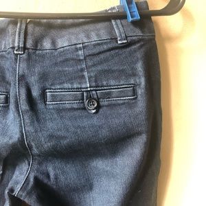 THE LIMITED JEANS